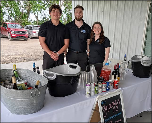 Wedding Bartenders (1)